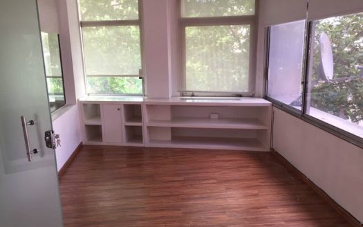 VENTA ESCRITORIOS CORDON  CONSTITUYENTE Y 18 DE JULIO