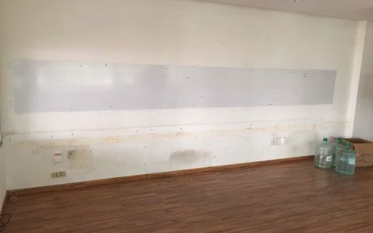 VENTA ESCRITORIOS CORDON  CONSTITUYENTE Y 18 DE JULIO
