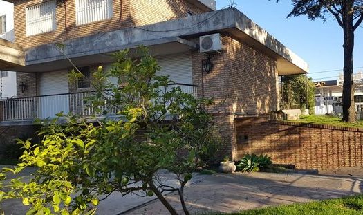 AV.ITALIA  y CALDAS
