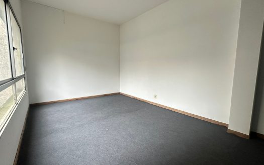 VENTA ESCRITORIO EN EL CORAZON DE LA CIUDAD VIEJA-BANCARIA y PROFESIONAL