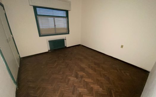 VENTA ESCRITORIO – FLORIDA y SORIANO