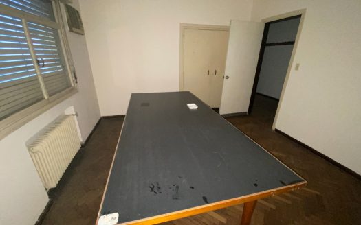 VENTA ESCRITORIO – FLORIDA y SORIANO