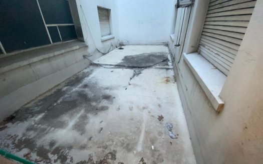 VENTA ESCRITORIO – FLORIDA y SORIANO