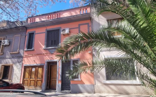 VENTA CASA POCITOS NUEVO-BUCEO 3 dormitorios con garaje . próximo Montevideo Shopping