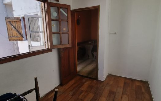 VENTA CASA POCITOS NUEVO-BUCEO 3 dormitorios con garaje . próximo Montevideo Shopping
