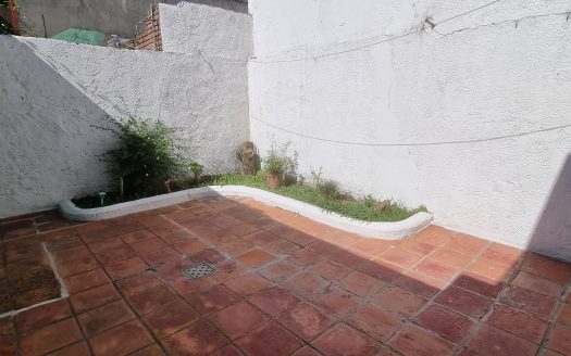 VENTA CASA POCITOS NUEVO-BUCEO 3 dormitorios con garaje . próximo Montevideo Shopping