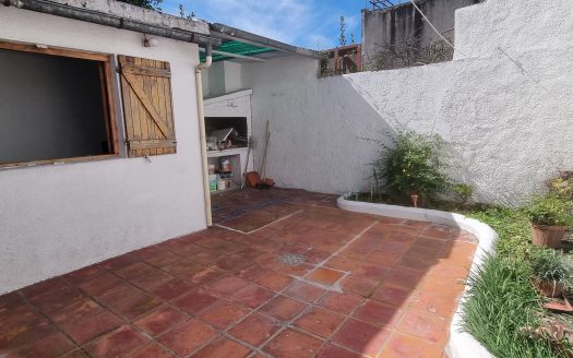 VENTA CASA POCITOS NUEVO-BUCEO 3 dormitorios con garaje . próximo Montevideo Shopping