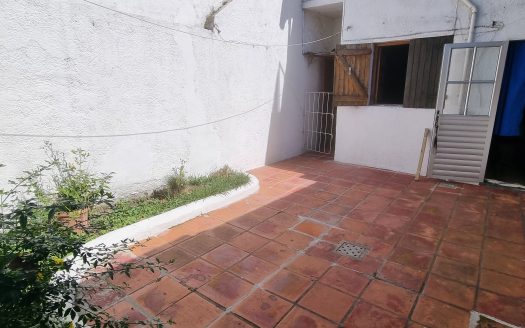 VENTA CASA POCITOS NUEVO-BUCEO 3 dormitorios con garaje . próximo Montevideo Shopping