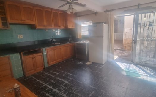 VENTA CASA 4 DORMITORIOS EN ATAHUALPA -PRADO CON COCHERA- REGIMIENTO 9