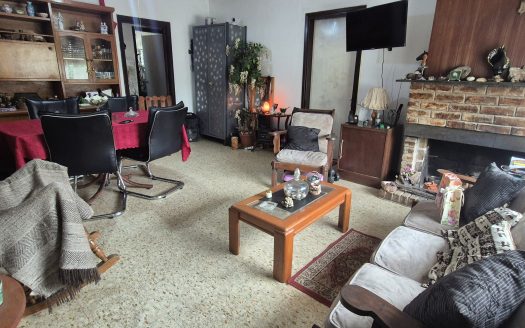 VENTA CASA 2/3 DORMITORIOS EN PASO CARRASCO – EDUARDO ACEVEDO y CNO.CARRASCO