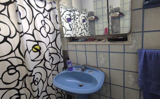 VENTA CASA 2/3 DORMITORIOS EN PASO CARRASCO – EDUARDO ACEVEDO y CNO.CARRASCO